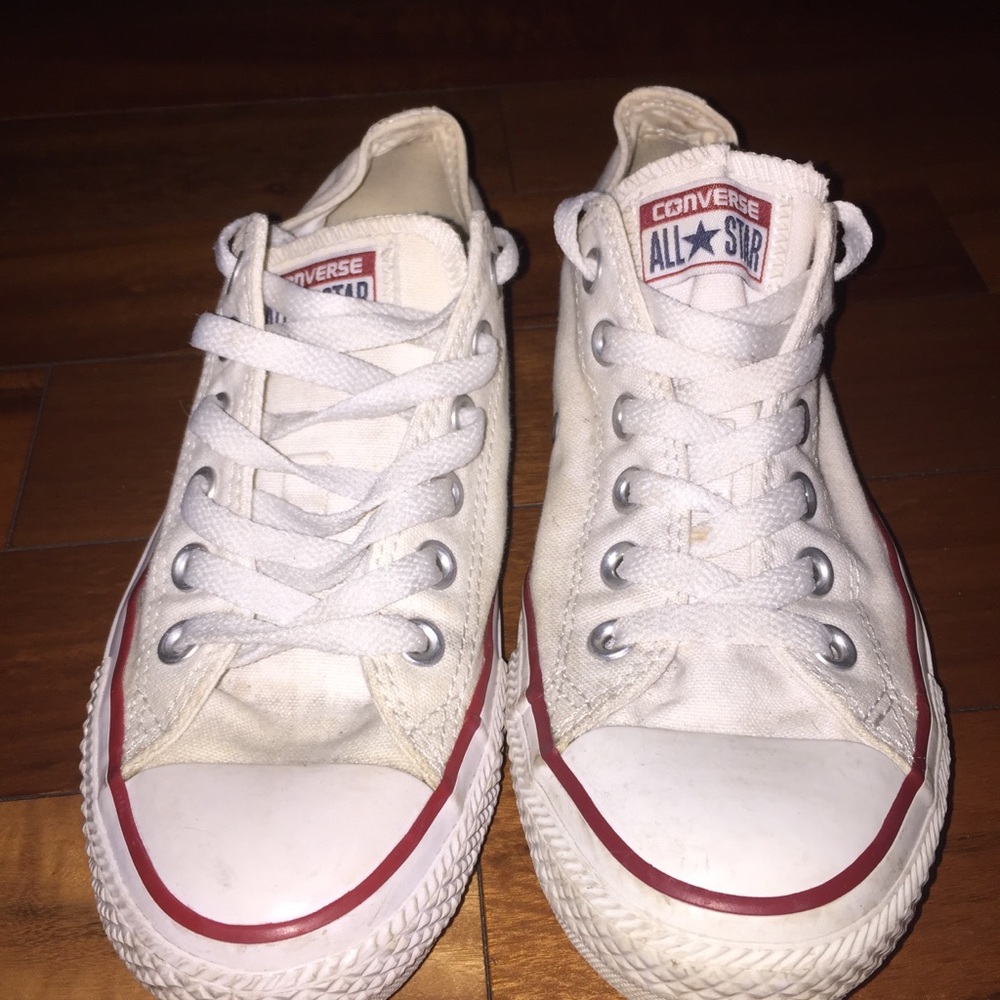 White All-Star converses shoes size 7 women